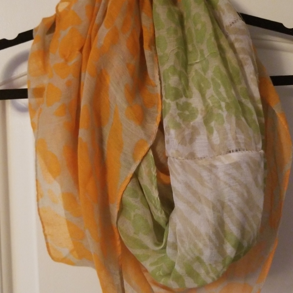 Infinity scarf